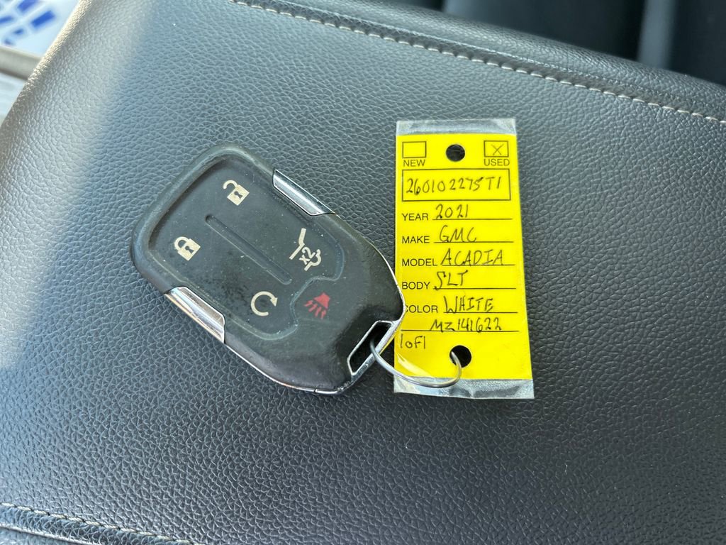 Used 2021 GMC Acadia SLT w/ LPO, Black Accent Package AWD/4WD image 35