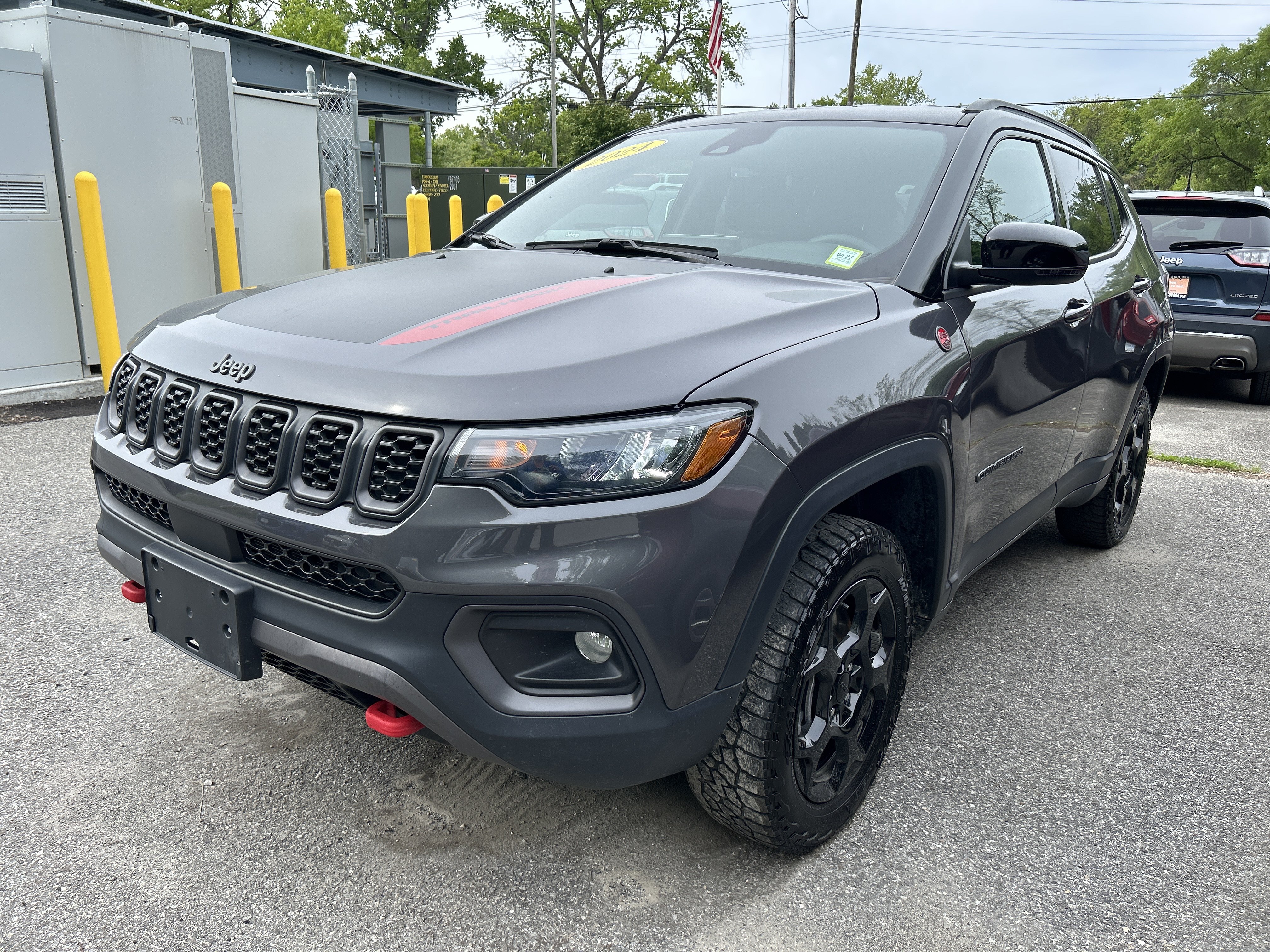 Certified 2024 Jeep Compass Trailhawk AWD/4WD image 1