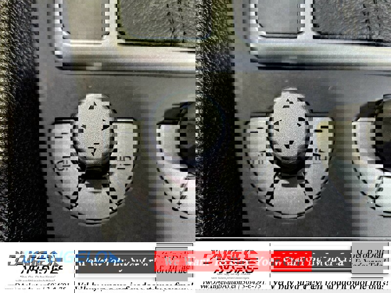 Used 2010 Mercedes-Benz SLK 300 SLK 300 image 35