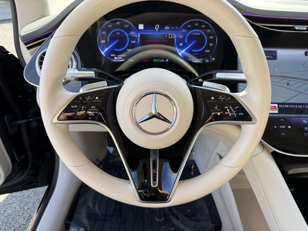Used 2023 Mercedes-Benz EQS 580 4MATIC Sedan image 17