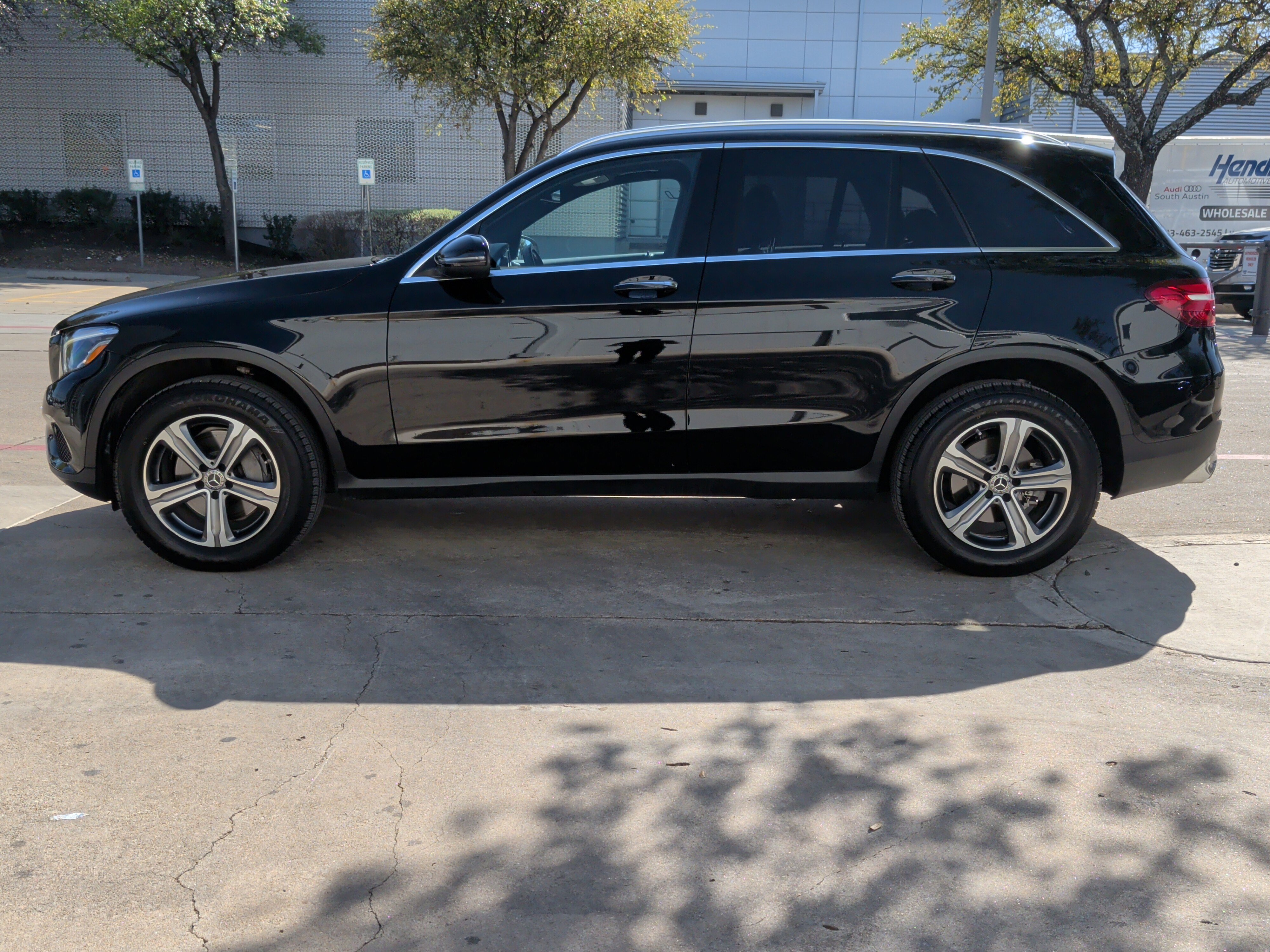 Used 2018 Mercedes-Benz GLC 300 image 7