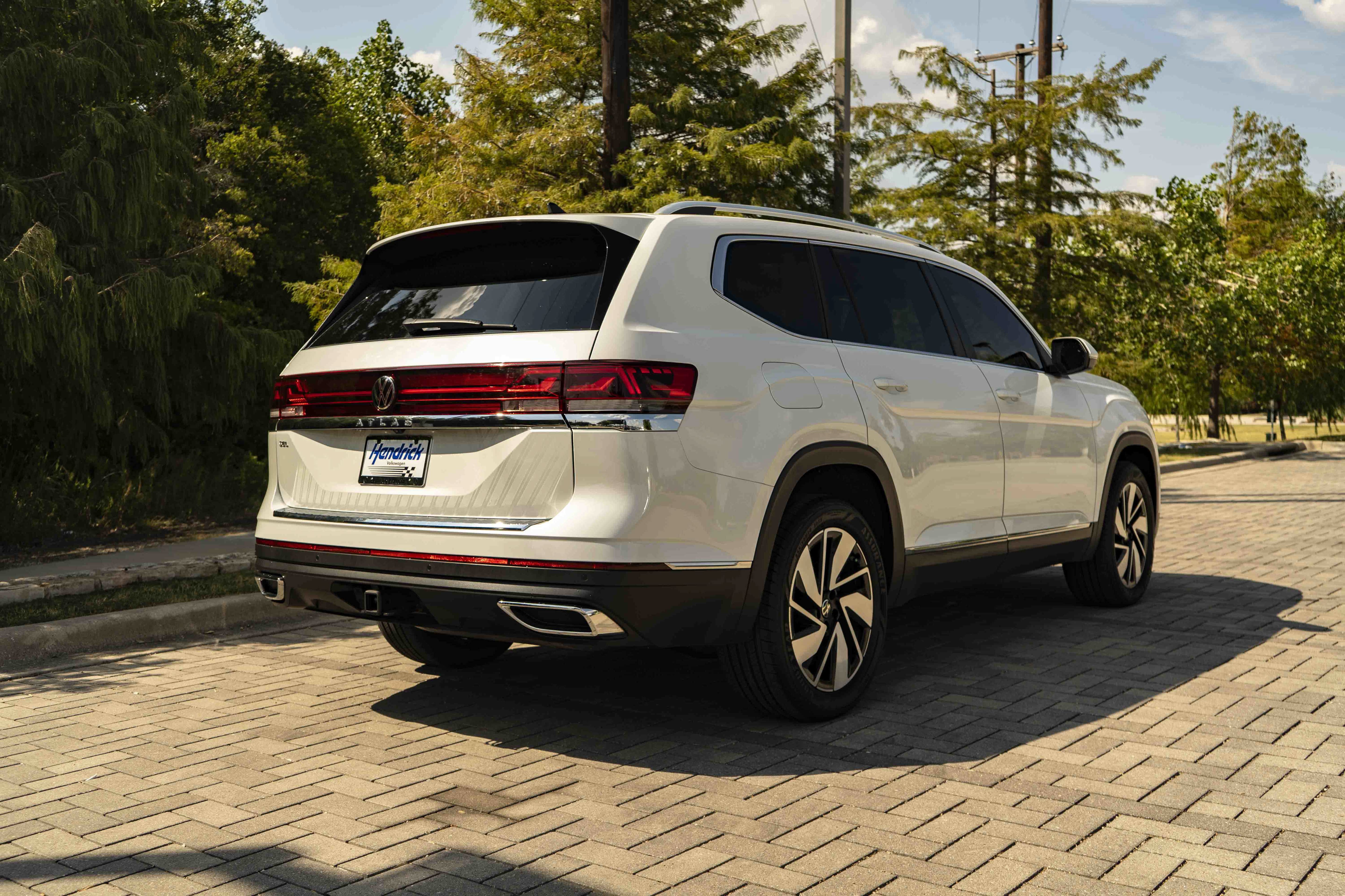 Certified 2024 Volkswagen Atlas SEL AWD/4WD image 8