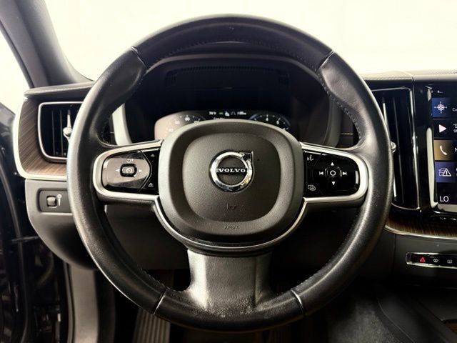 Used 2021 Volvo XC60 T5 Inscription w/ Protection Package Premier FWD image 25