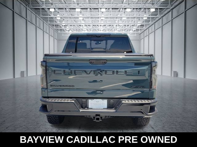 Used 2025 Chevrolet Silverado 1500 ZR2 w/ Technology Package AWD/4WD image 4