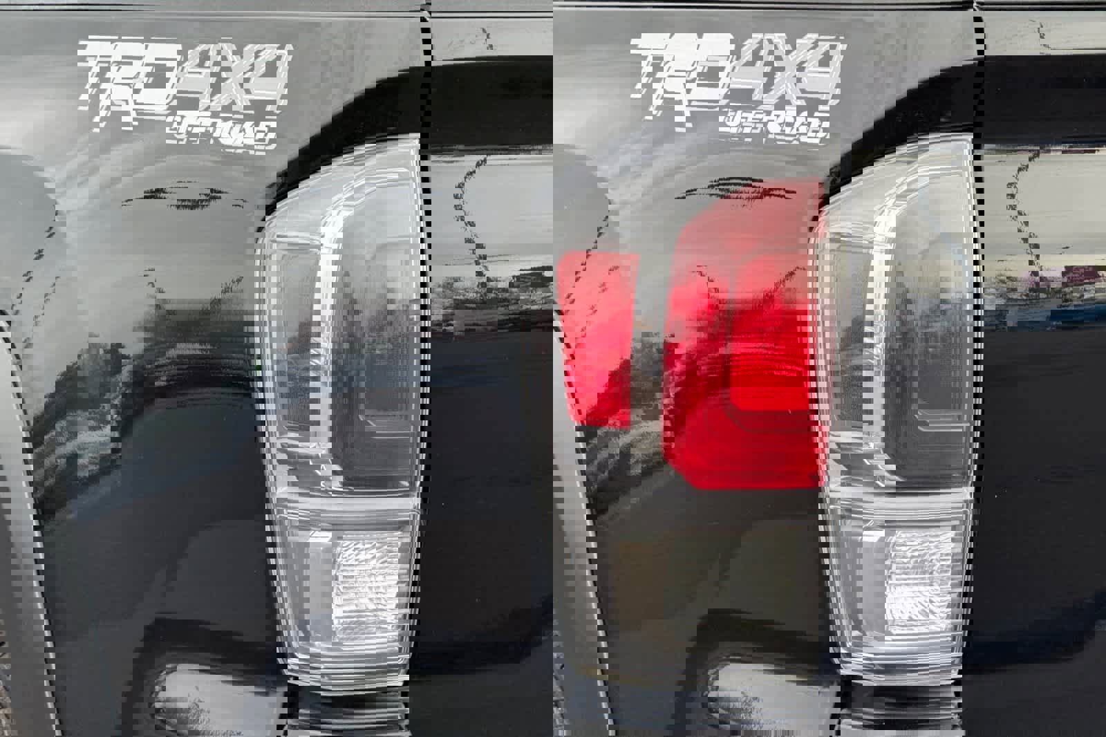 Used 2021 Toyota Tacoma TRD Off-Road image 29