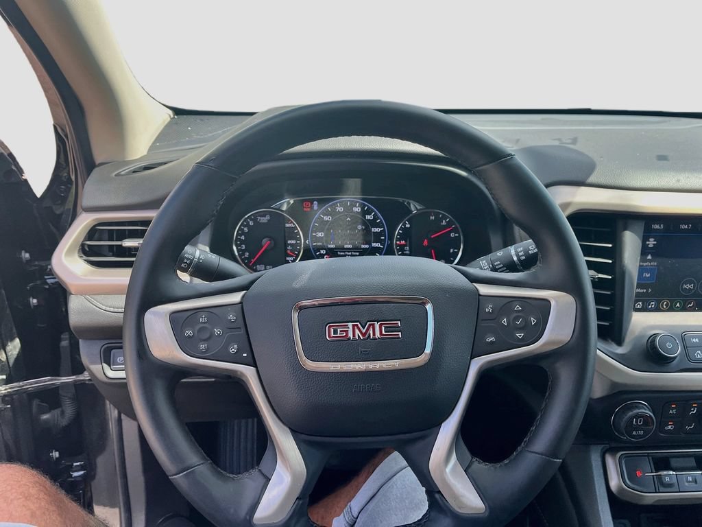 Used 2023 GMC Acadia Denali w/ Black Diamond Edition FWD image 11