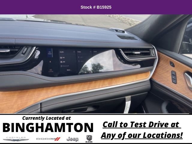 Used 2022 Jeep Grand Cherokee Summit image 40