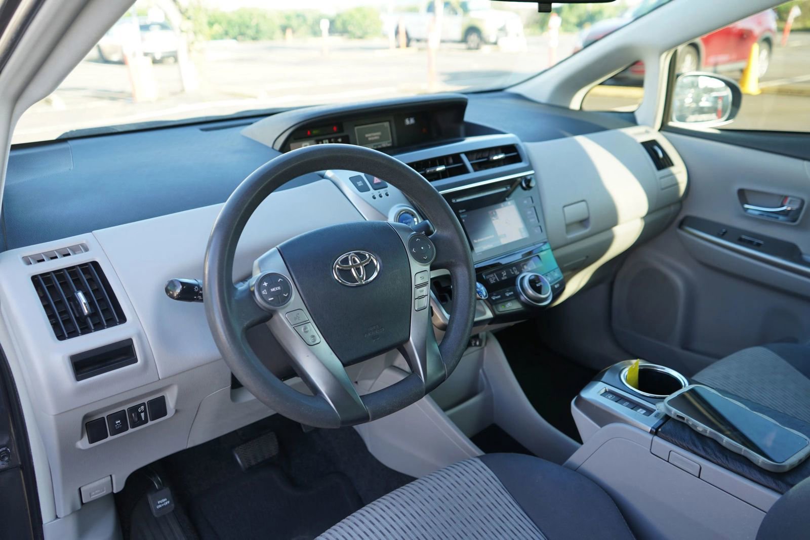 Used 2016 Toyota Prius V Three FWD image 9