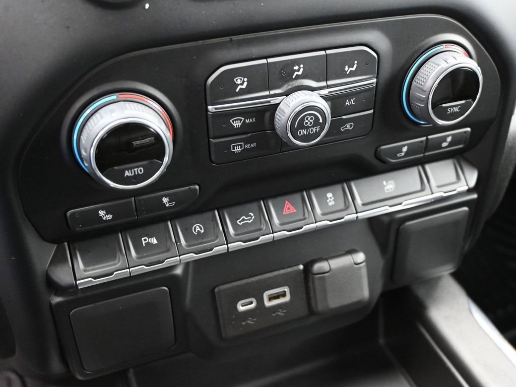 Used 2022 Chevrolet Silverado 1500 RST w/ Safety Package image 16