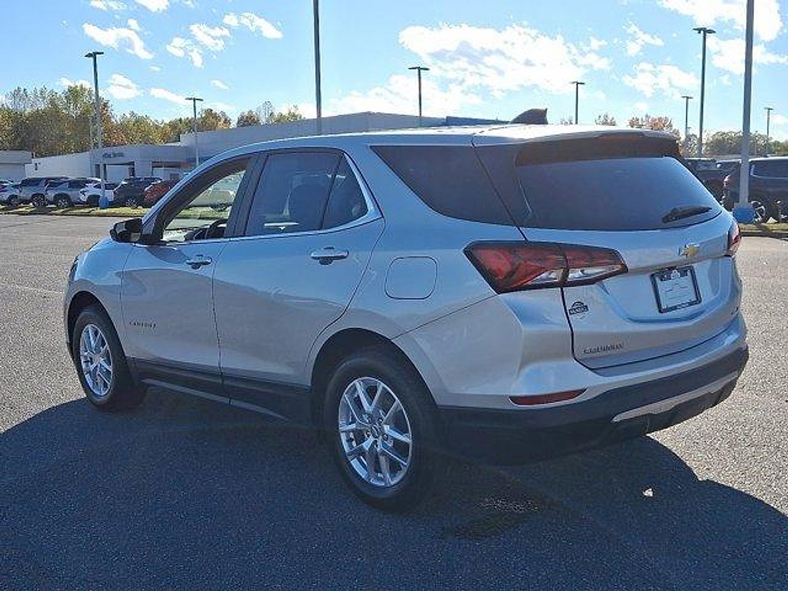 Used 2022 Chevrolet Equinox LT image 6