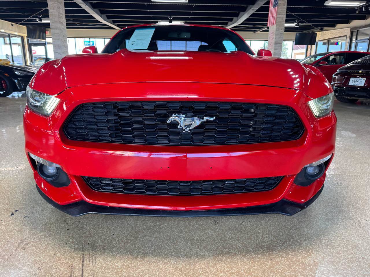 Used 2015 Ford Mustang Coupe RWD image 2
