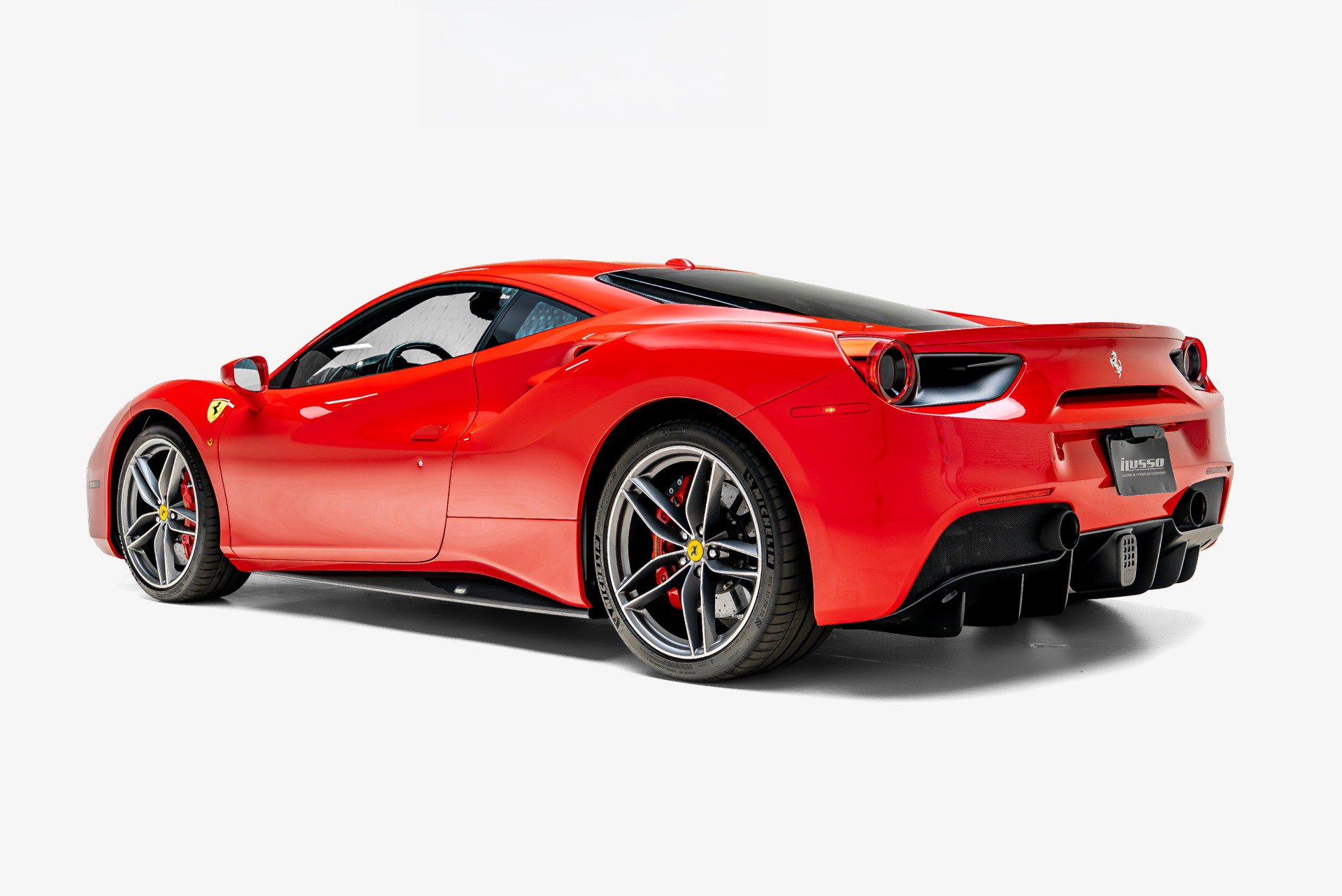 Used 2018 Ferrari 488 GTB RWD image 8