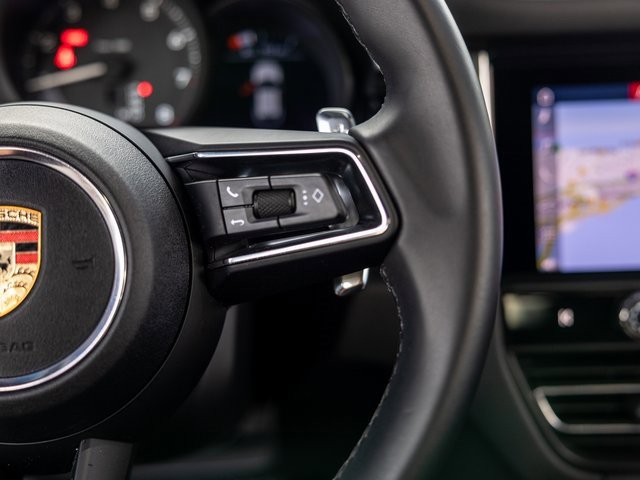 Certified 2025 Porsche Macan image 49