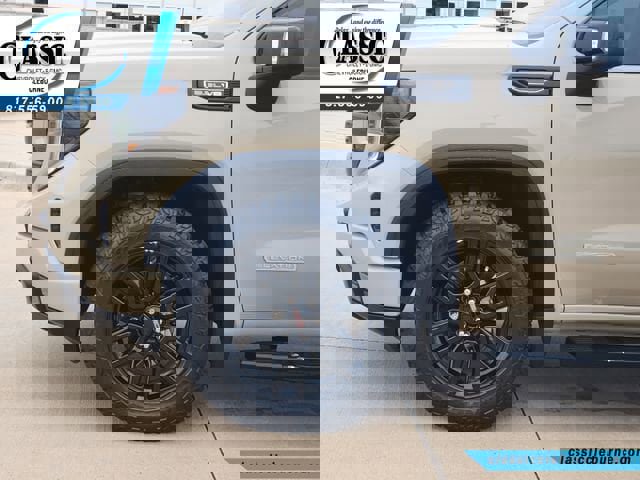 Used 2022 GMC Sierra 1500 Elevation w/ Elevation Premium Package image 18