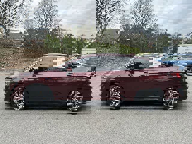 Used 2020 Honda Clarity Touring image 2