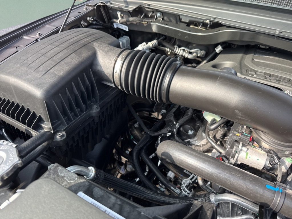 New 2026 RAM 1500 Laramie w/ Night Edition AWD/4WD image 34