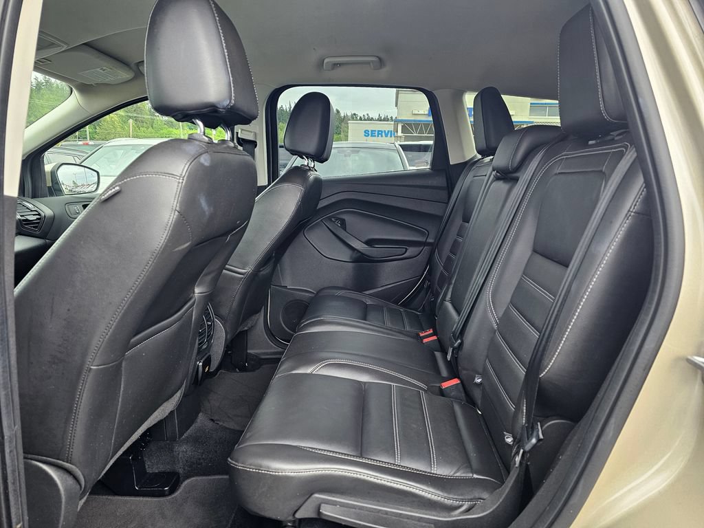 Used 2017 Ford Escape Titanium FWD image 17