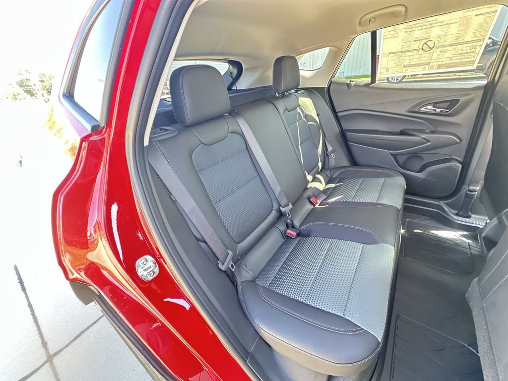 New 2026 Chevrolet Trax LT w/ Driver Confidence Package FWD image 26