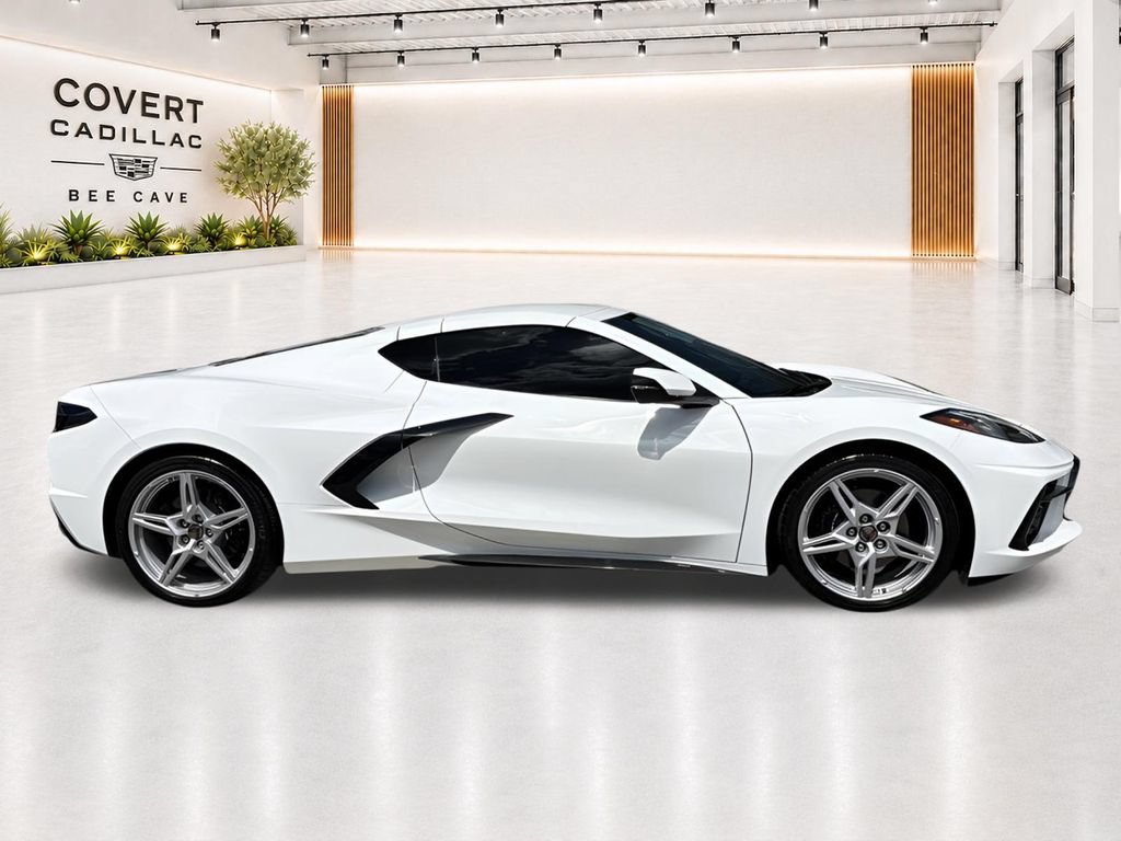 Used 2024 Chevrolet Corvette Stingray Coupe RWD image 21