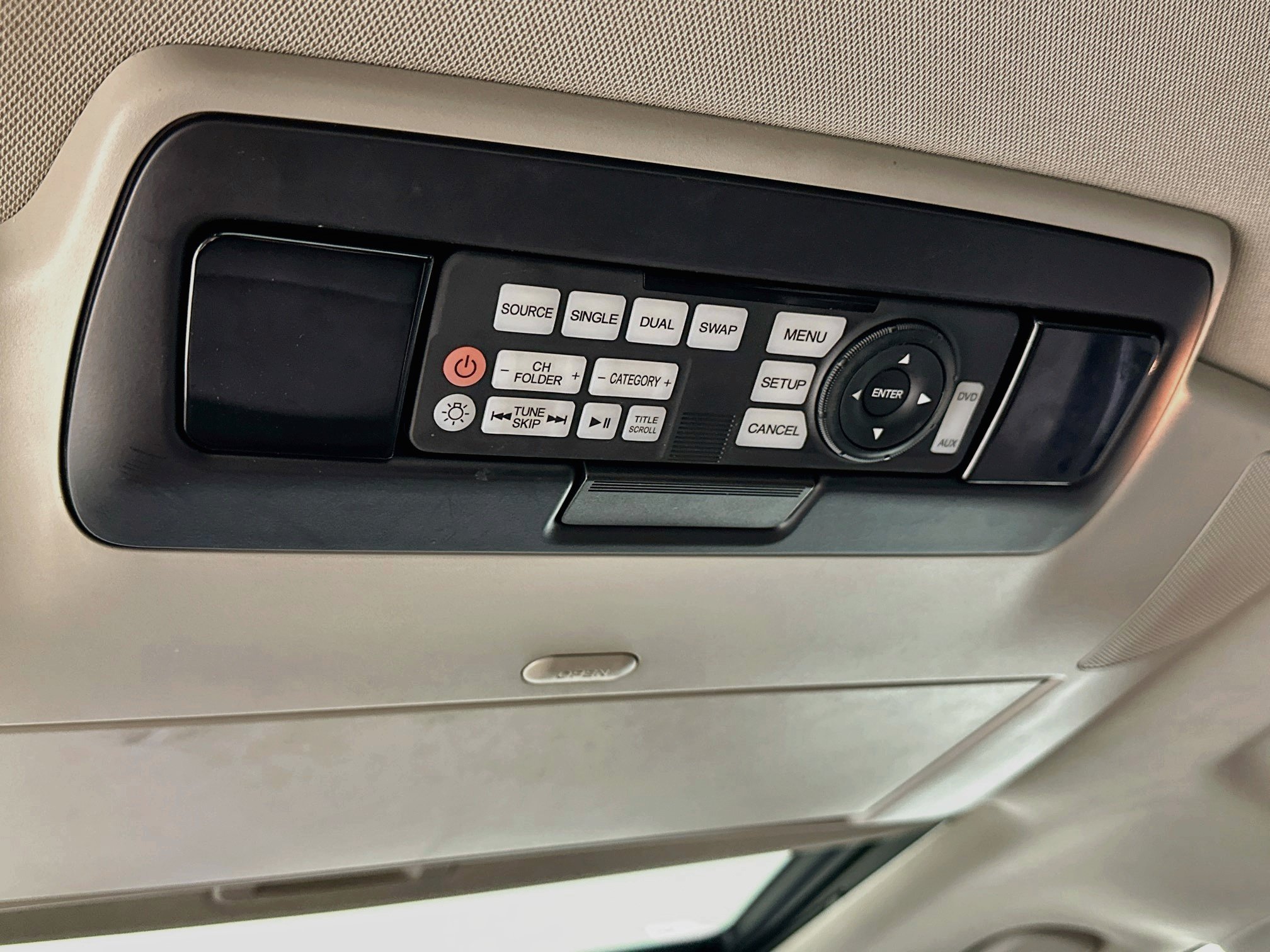 Used 2013 Honda Odyssey Touring Elite image 32