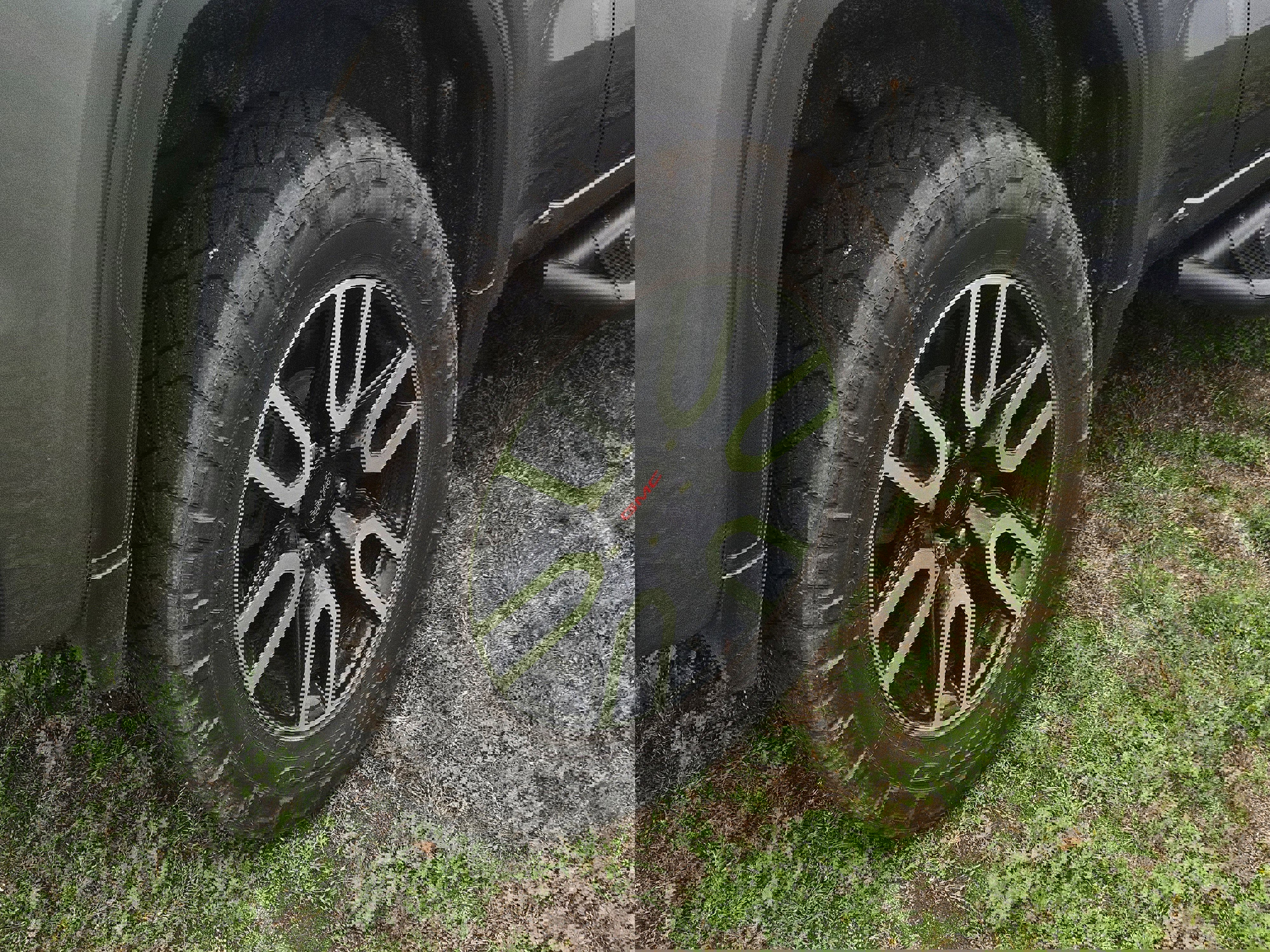 Used 2020 GMC Sierra 1500 AT4 w/ AT4 Premium Package image 9