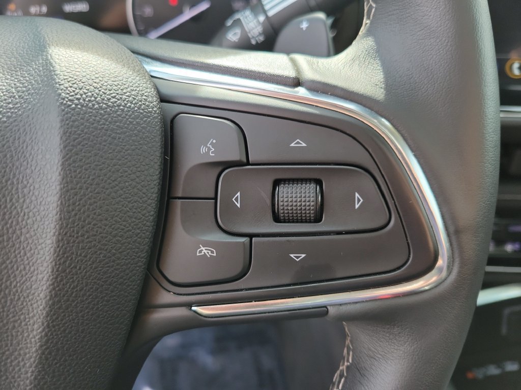 Used 2023 Buick Envision Avenir AWD/4WD image 26