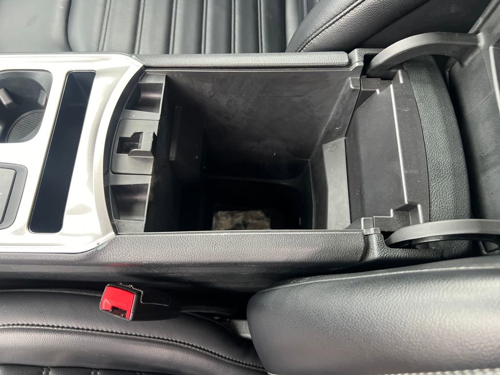 Used 2024 Ford Edge SEL image 20