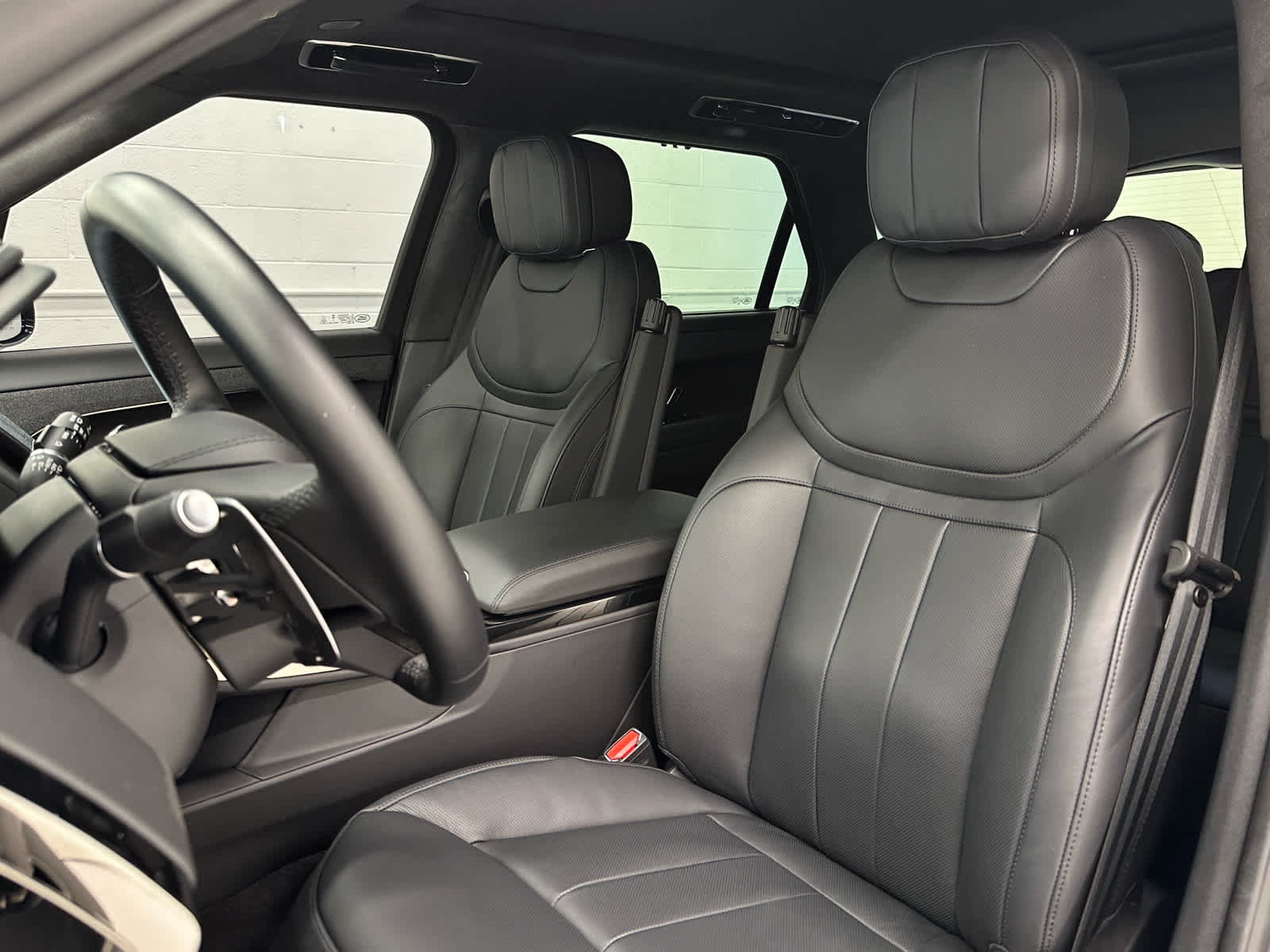 Used 2025 Land Rover Range Rover Sport Autobiography AWD/4WD image 12