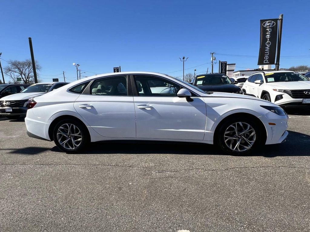 Certified 2023 Hyundai Sonata SEL w/ Convenience Package image 6