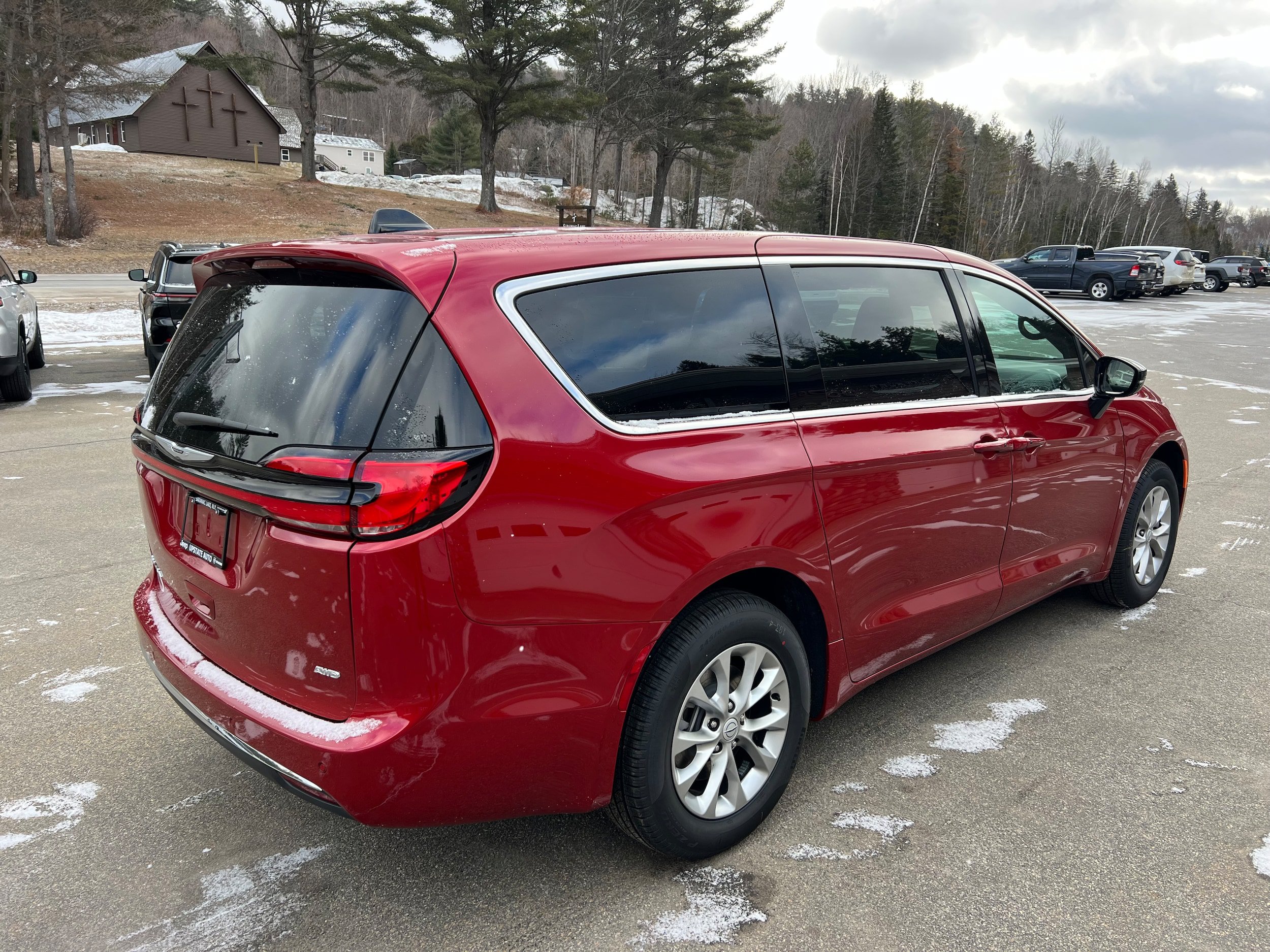 New 2026 Chrysler Pacifica Select AWD/4WD image 5