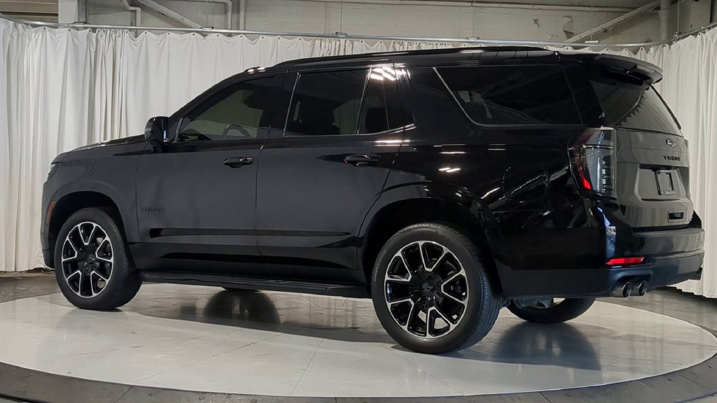 Used 2025 Chevrolet Tahoe RST w/ Comfort Package AWD/4WD image 8