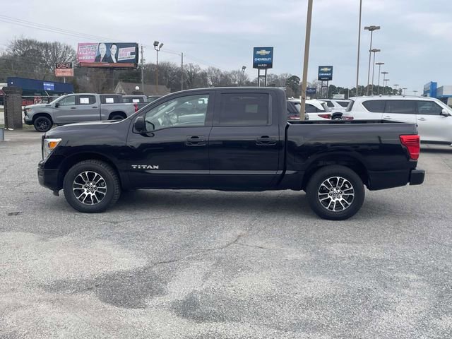 Used 2022 Nissan Titan SV AWD/4WD image 7