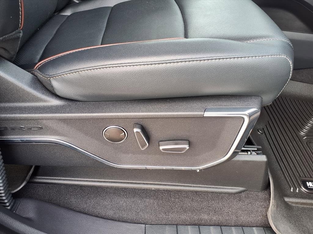 Used 2023 Ford F150 Lariat w/ Equipment Group 502A High image 14