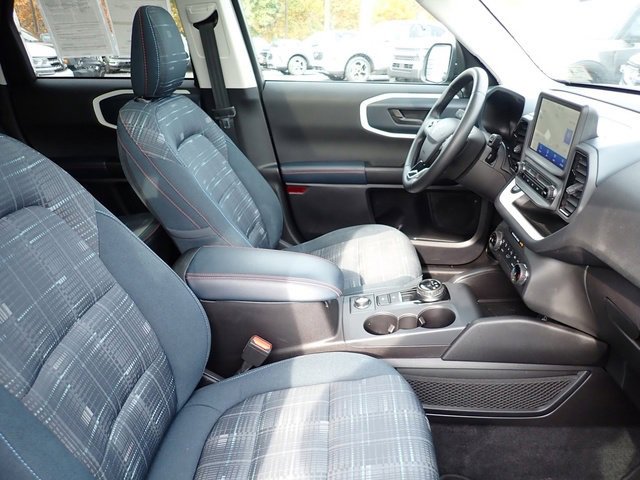 Used 2024 Ford Bronco Sport Heritage w/ Heritage Convenience Package image 11