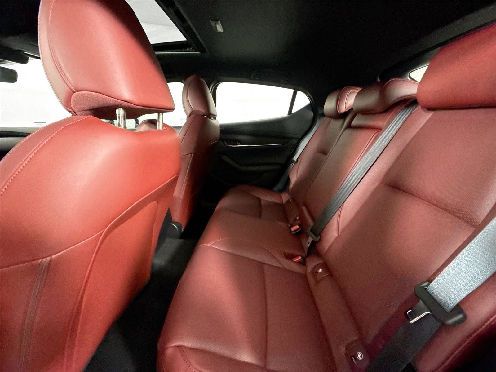 New 2026 MAZDA MAZDA3 Carbon image 31