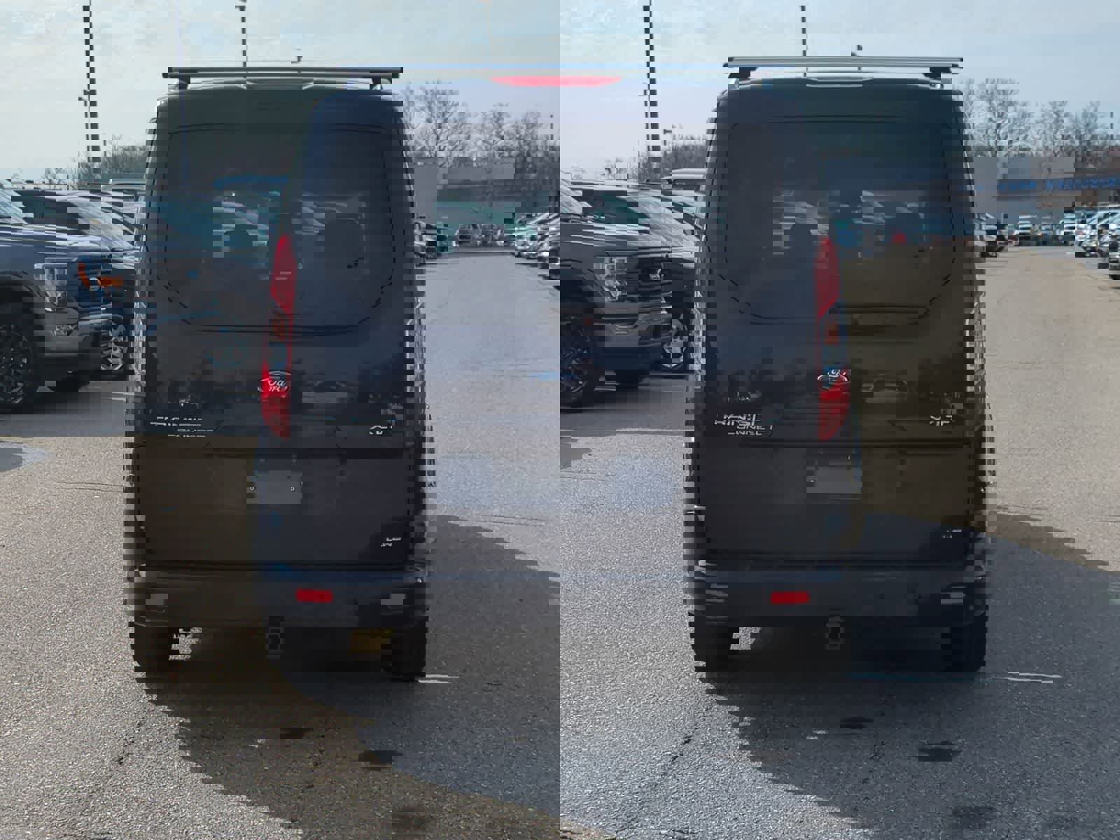 Used 2018 Ford Transit Connect XLT image 7