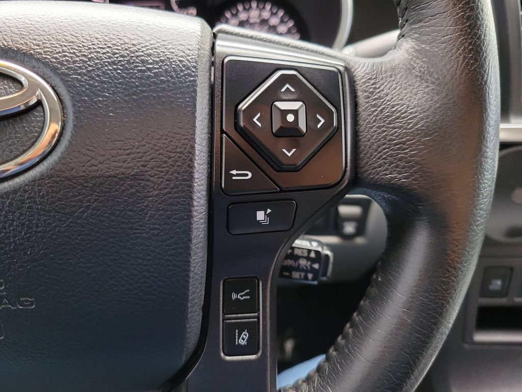 Used 2020 Toyota Sequoia Limited w/ Safety & Convenience Package RWD image 28