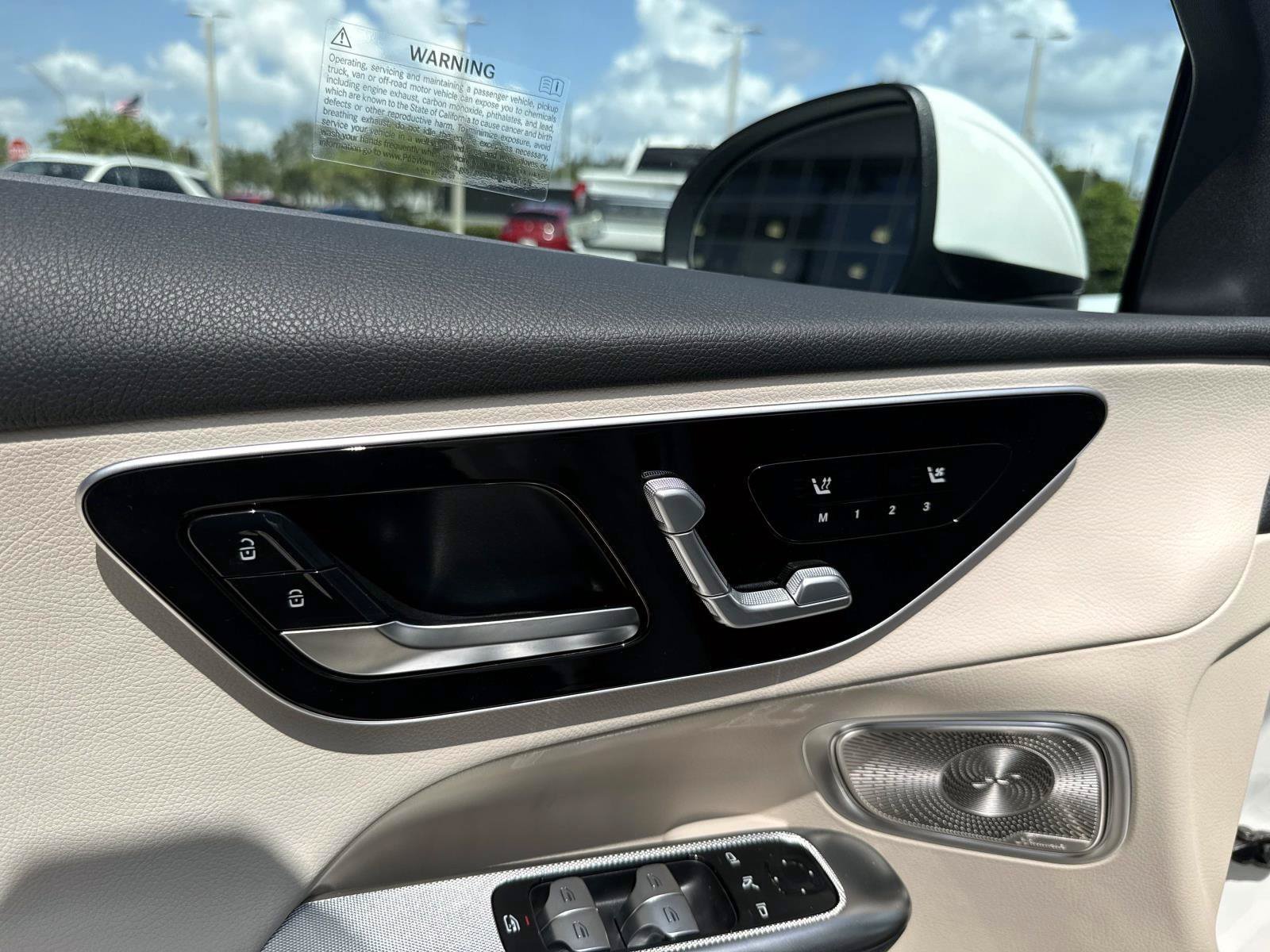 New 2027 Mercedes-Benz GLC 300 image 18
