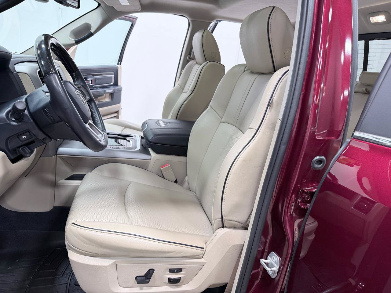 Used 2018 RAM 1500 Limited AWD/4WD image 31