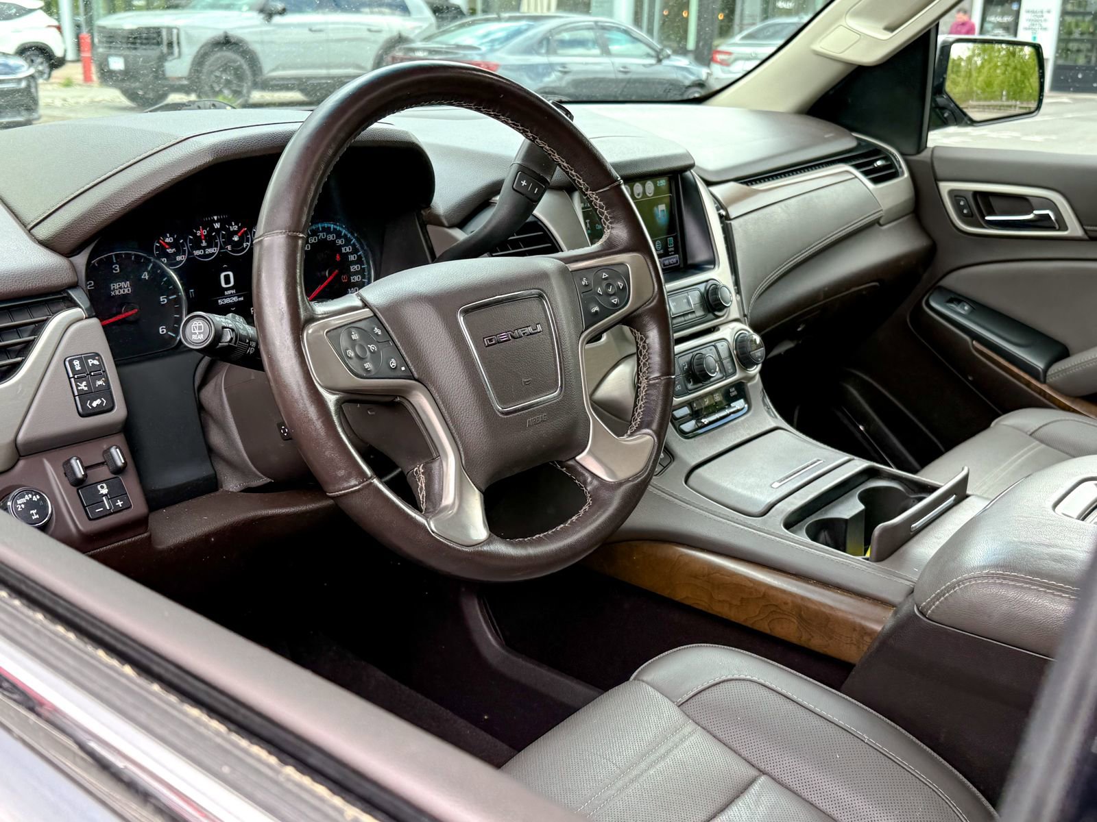 Used 2020 GMC Yukon Denali w/ Denali Ultimate Package AWD/4WD image 15
