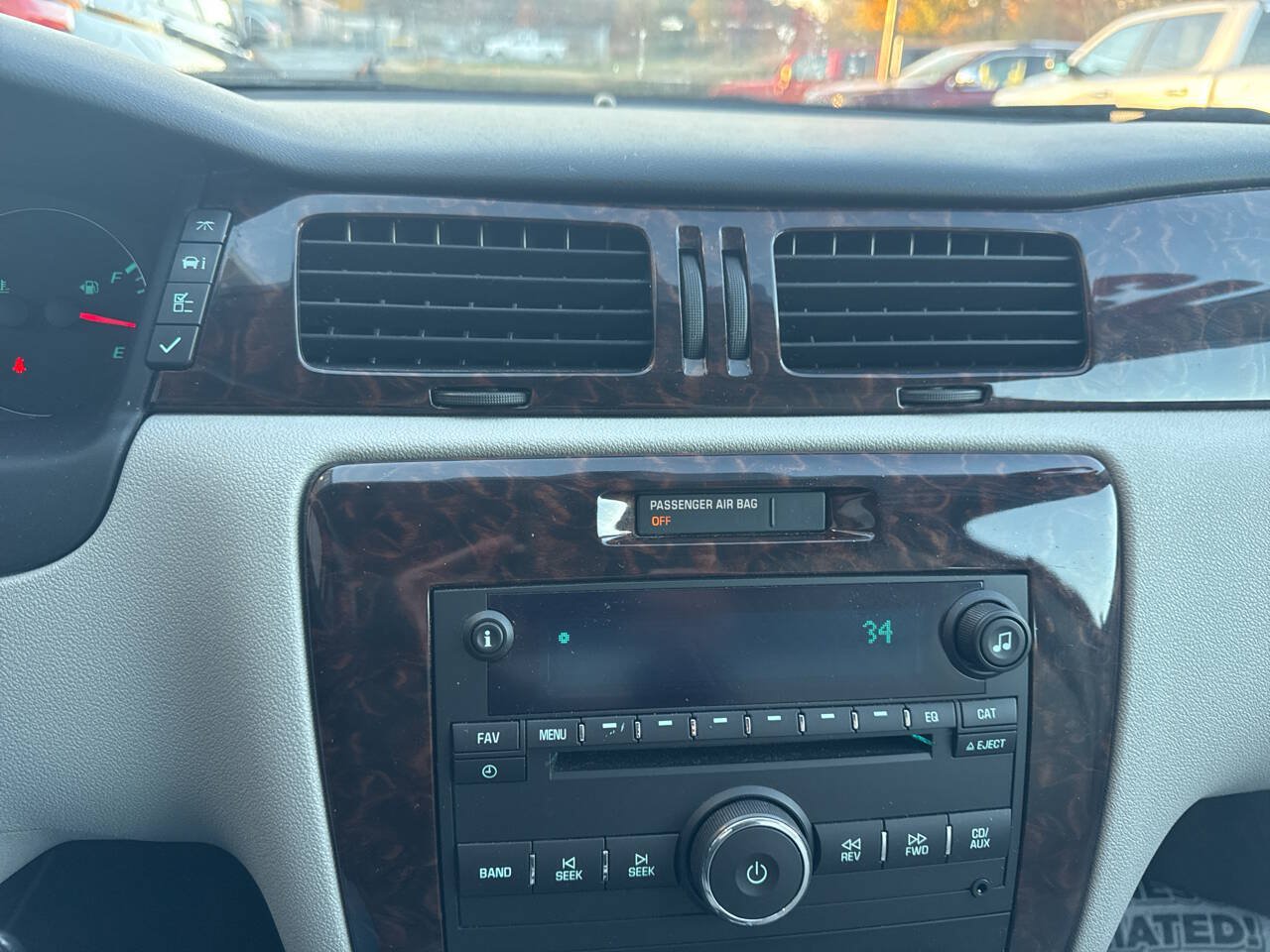 Used 2013 Chevrolet Impala LTZ FWD image 28