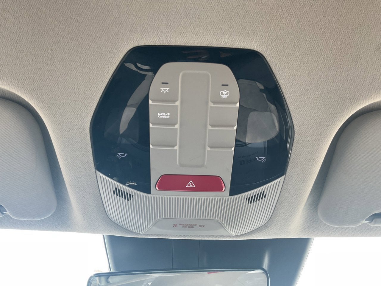 Used 2025 Kia K4 FWD image 16