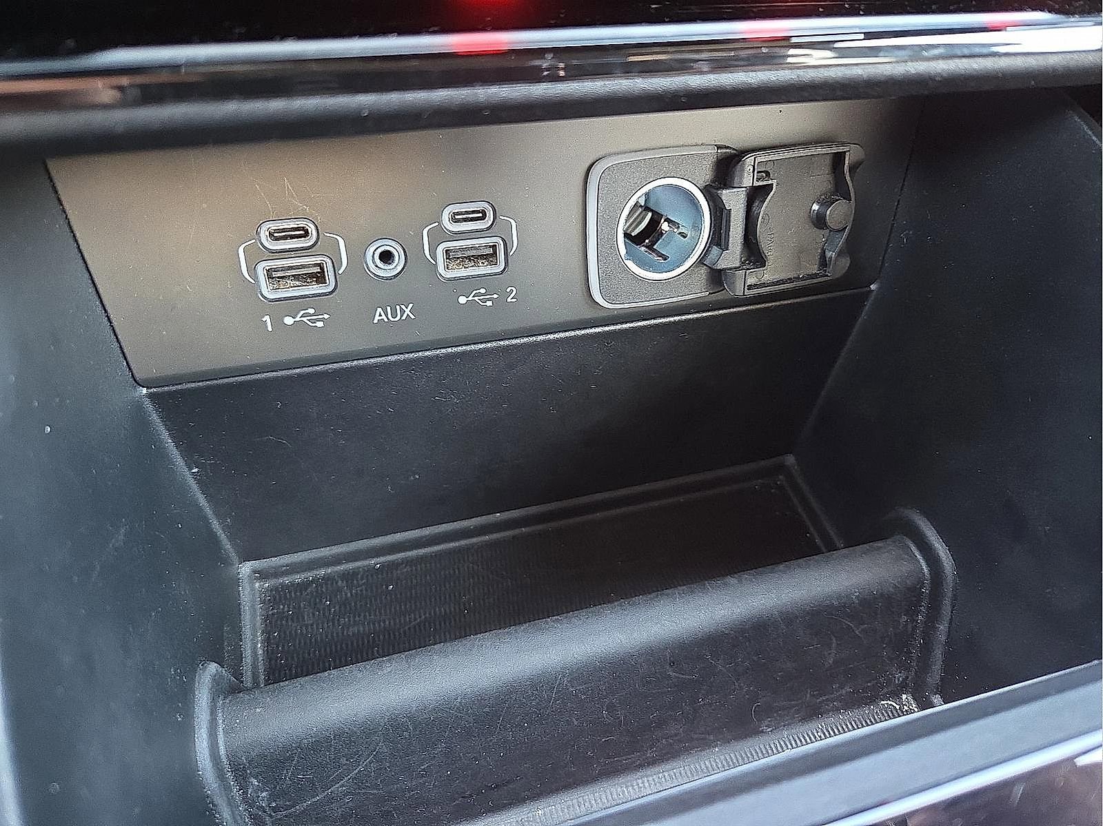 Used 2025 Jeep Grand Cherokee L Limited w/ Trailer Tow Package image 20