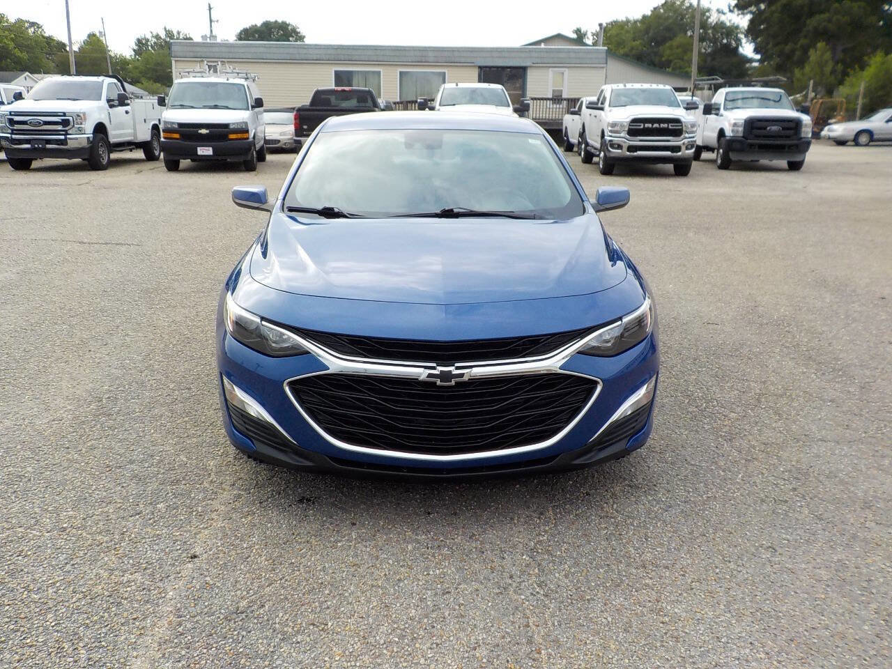 Used 2023 Chevrolet Malibu RS FWD image 8