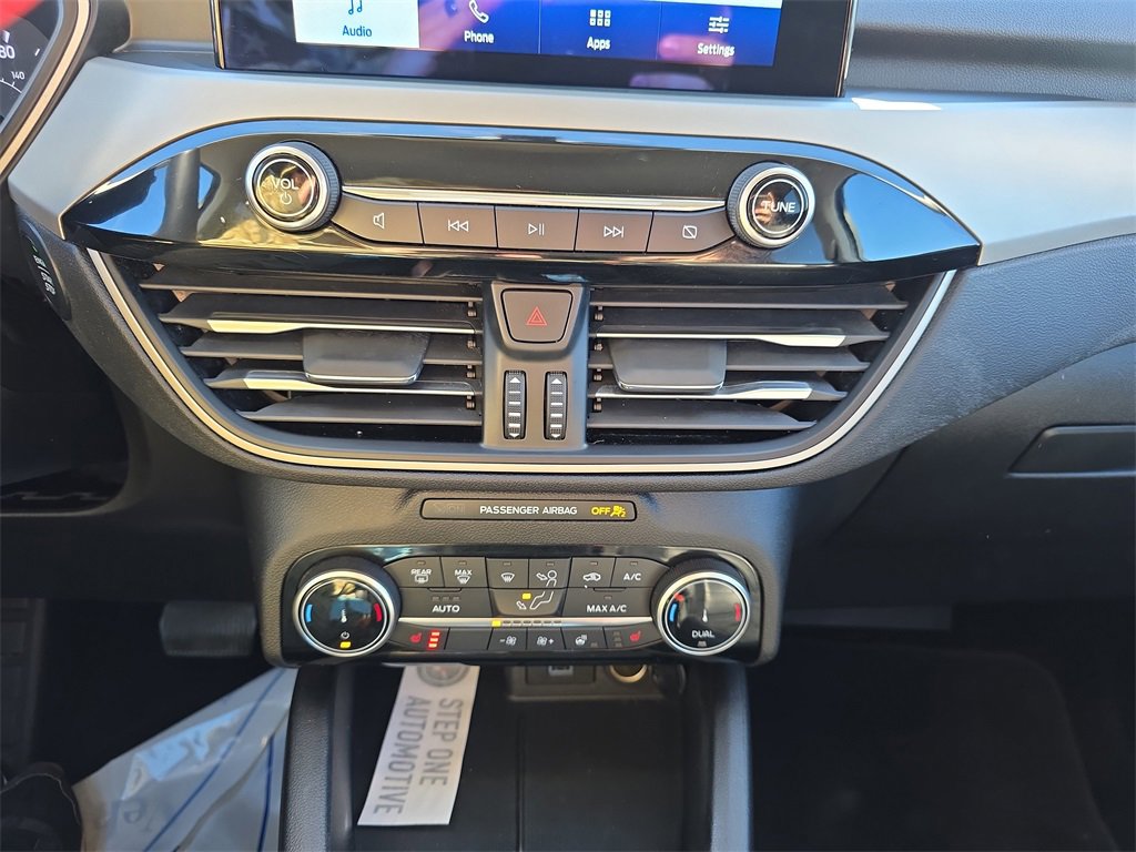 Used 2022 Ford Escape SEL image 27