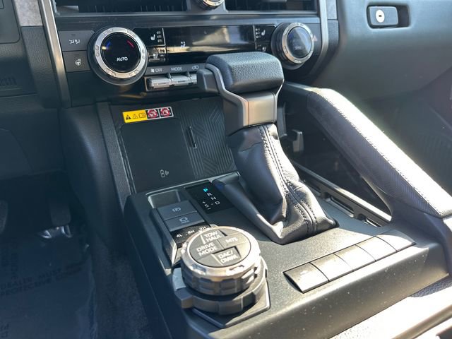 Used 2025 Toyota 4Runner Trailhunter image 29