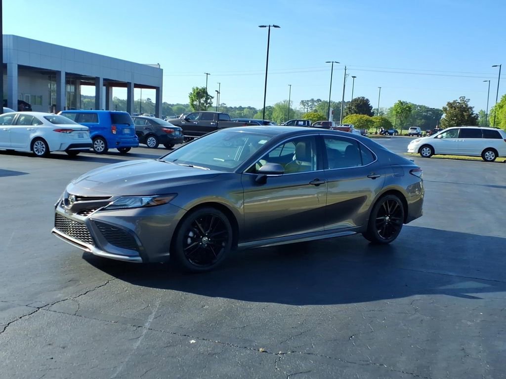 Used 2022 Toyota Camry XSE w/ Navigation Package image 7
