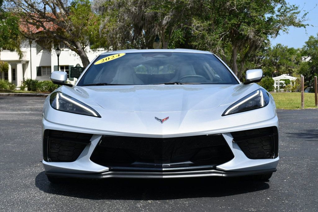 Used 2024 Chevrolet Corvette Stingray Coupe w/ Chrome Exterior Badge Package RWD image 31