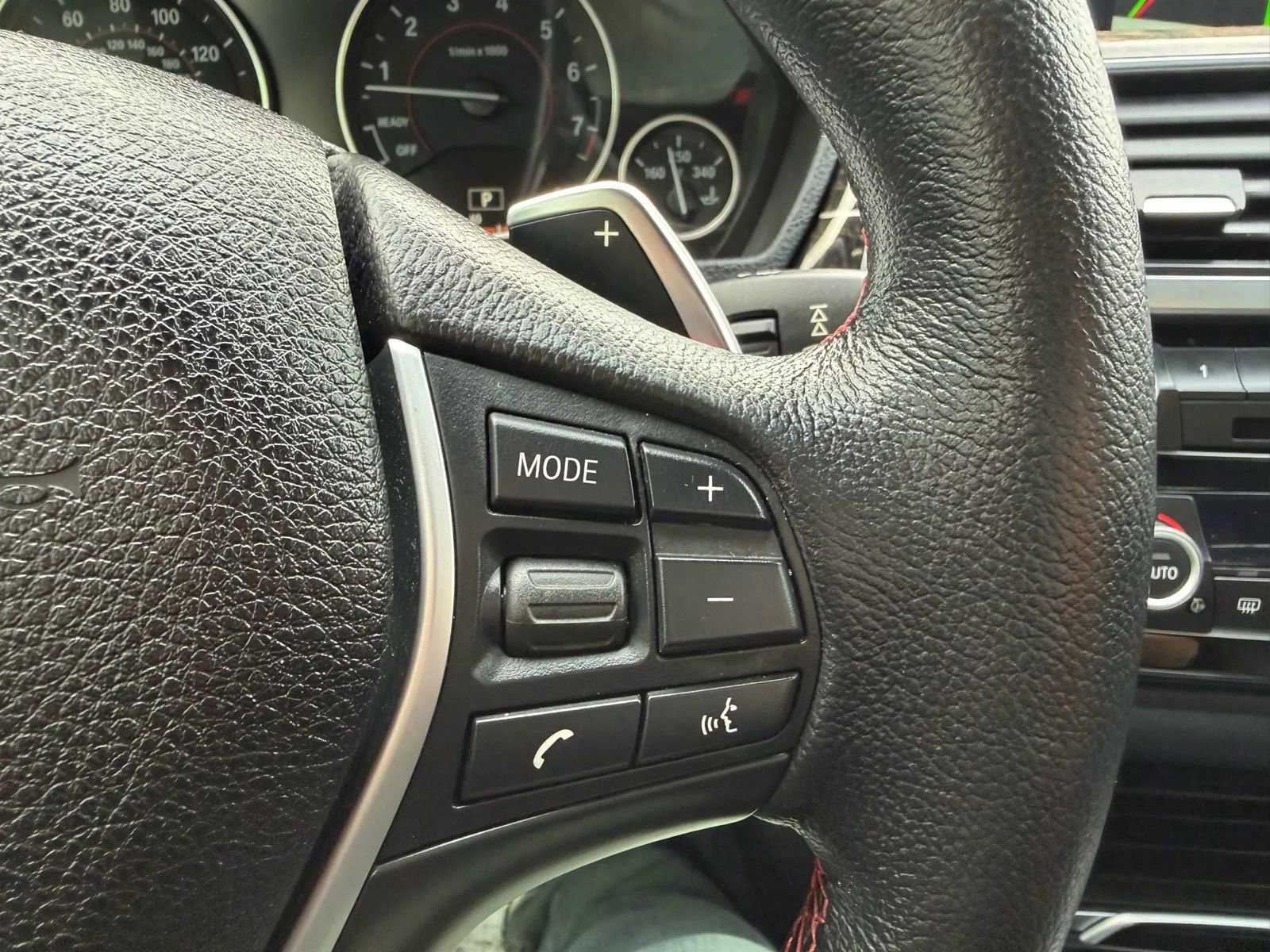 Used 2016 BMW 340i xDrive 340i xDrive Sedan 4D image 38