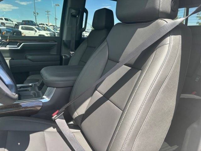 New 2026 GMC Sierra 1500 Elevation w/ Elevation Premium Package AWD/4WD image 14